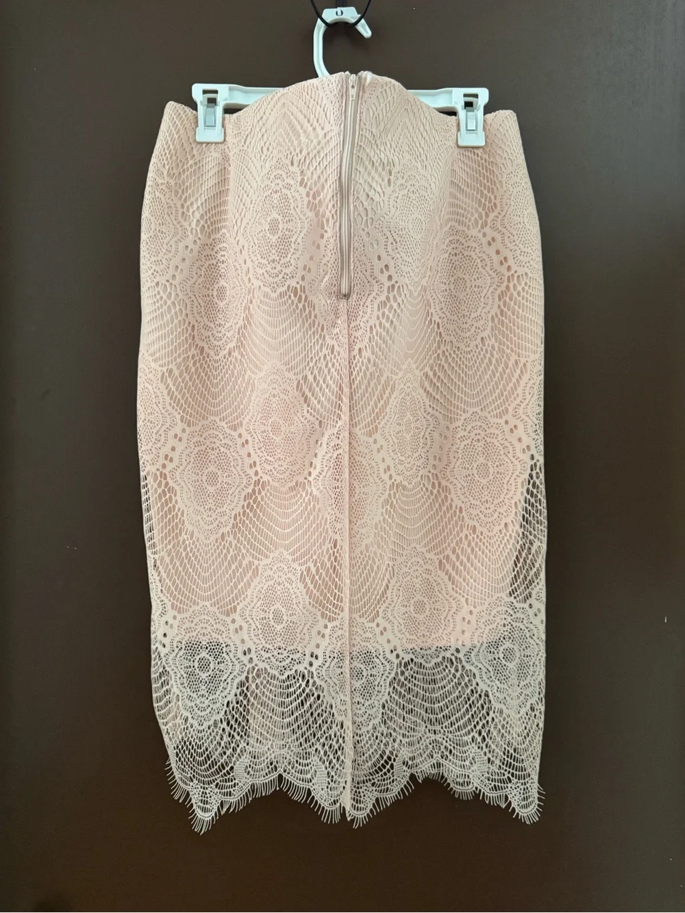Torrid High-waist pink lace skirt - Picture 2 of 4